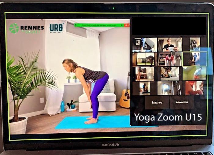 yoga zoom u15